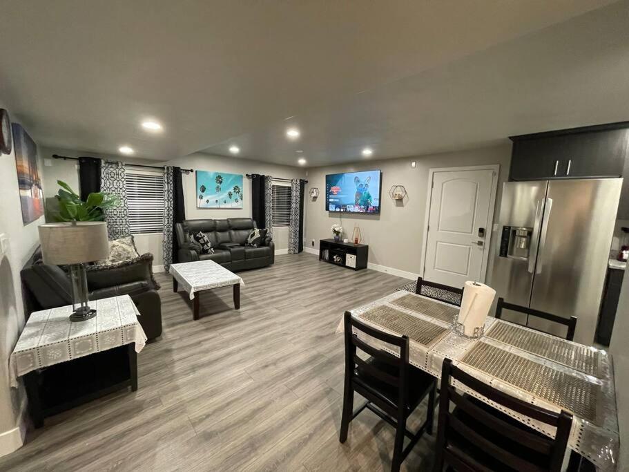 Exotic Basement Apartment, Fully Furnished Provo Exteriör bild